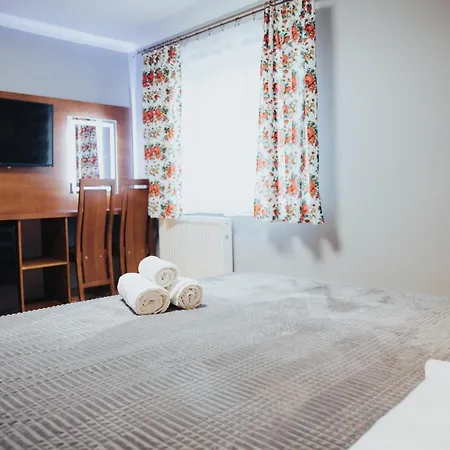 فندق مبيت وإفطار Gryglowka 3*